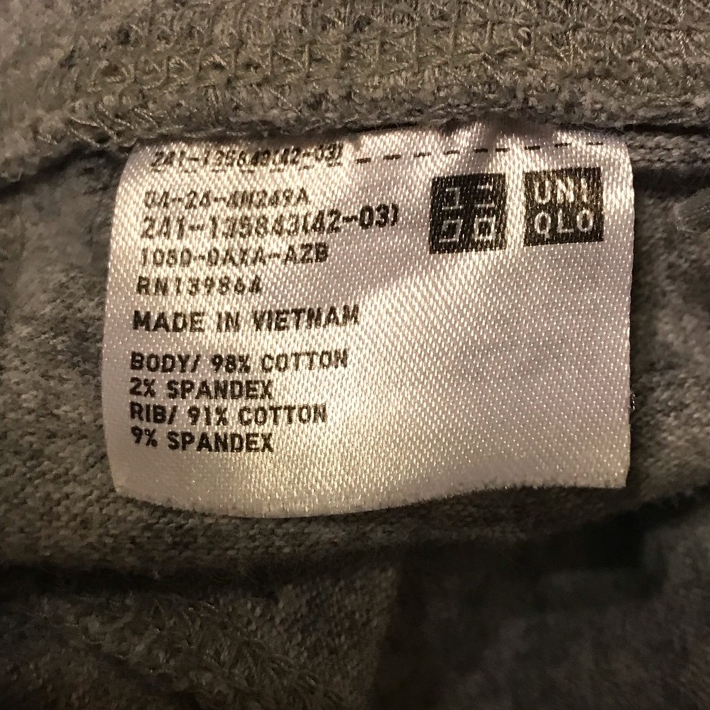 3/$15 Uniqlo Kids Joggers with Pockets - Picture 8 of 9